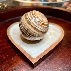 Stone: Large Aragonite Sphere, 136g